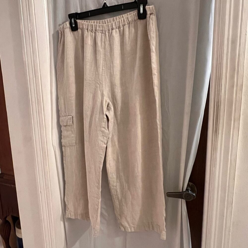 Chicos beige 100% linen crop cargo pants size 2/12